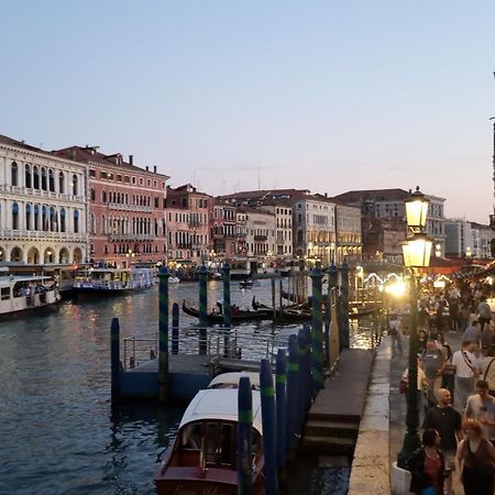 Fiabe Venice Rooms ภายนอก รูปภาพ