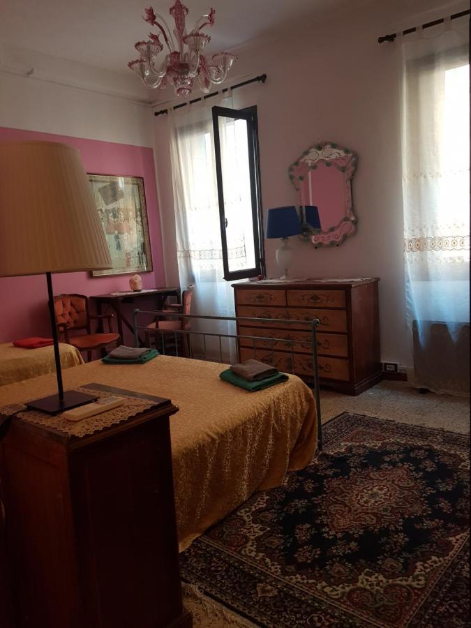 Fiabe Venice Rooms ภายนอก รูปภาพ